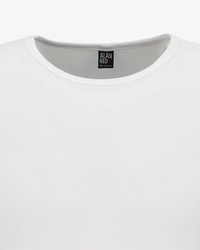 Crew-neck detail of the men's white Olbia long-sleeve T-shirt by Alan Red