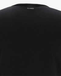 Back logo detail of the men's black Derby Lange T-shirt by Alan Red