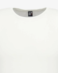 Crew-neck detail of the men's white Montana sleeveless T-shirt by Alan Red
