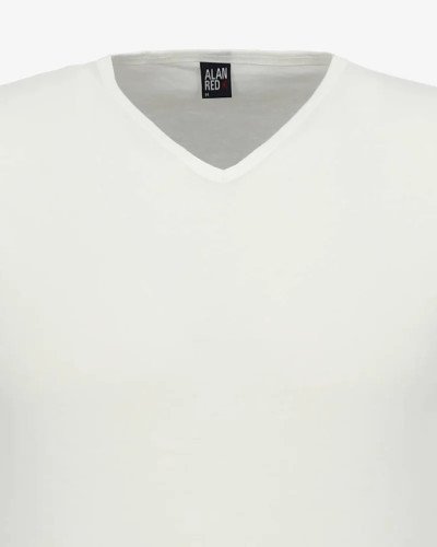 V-neck detail of the men's white Minto sleeveless T-shirt by Alan Red
