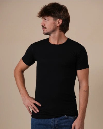 Alan Red Bilbao black men's T-shirt worn, front view