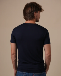 Alan Red Bilbao navy men's T-shirt worn, back view