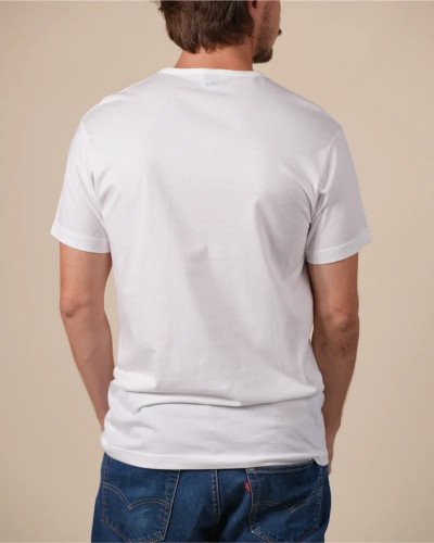 Alan Red Derby white men's T-shirt worn, back view
