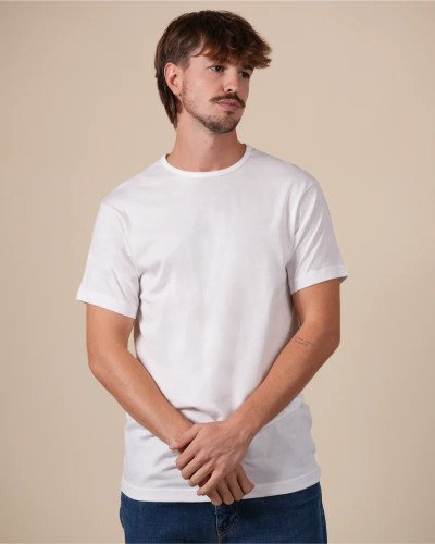 Alan Red Derby white men's T-shirt worn, front view