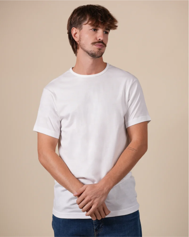 Alan Red Derby white men's T-shirt worn, front view