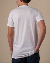 Alan Red Derby Long white extra-long men's T-shirt worn, back view