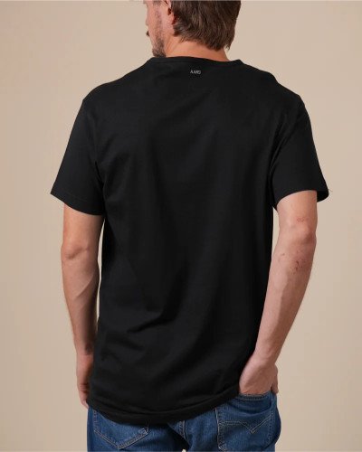 Alan Red Vermont black men's T-shirt worn, back view