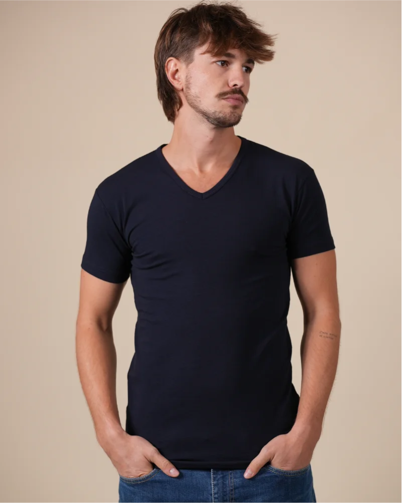 Alan Red Oakville navy blue men's high crew-neck T-shirt, front view