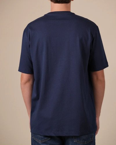 Alan Red Vanice deep blue men's T-shirt worn, back view
