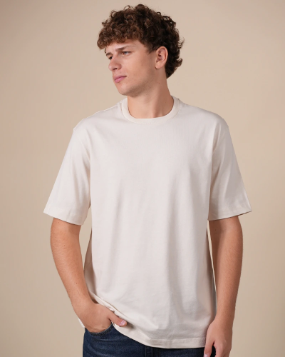 Alan Red Venice men's ecru crew-neck short-sleeve T-shirt, front product photograph.