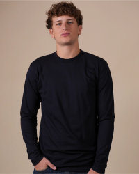 Alan Red Virginia Sleeve men's navy blue long-sleeve crew-neck T-shirt with a slim fit, front view worn by model.