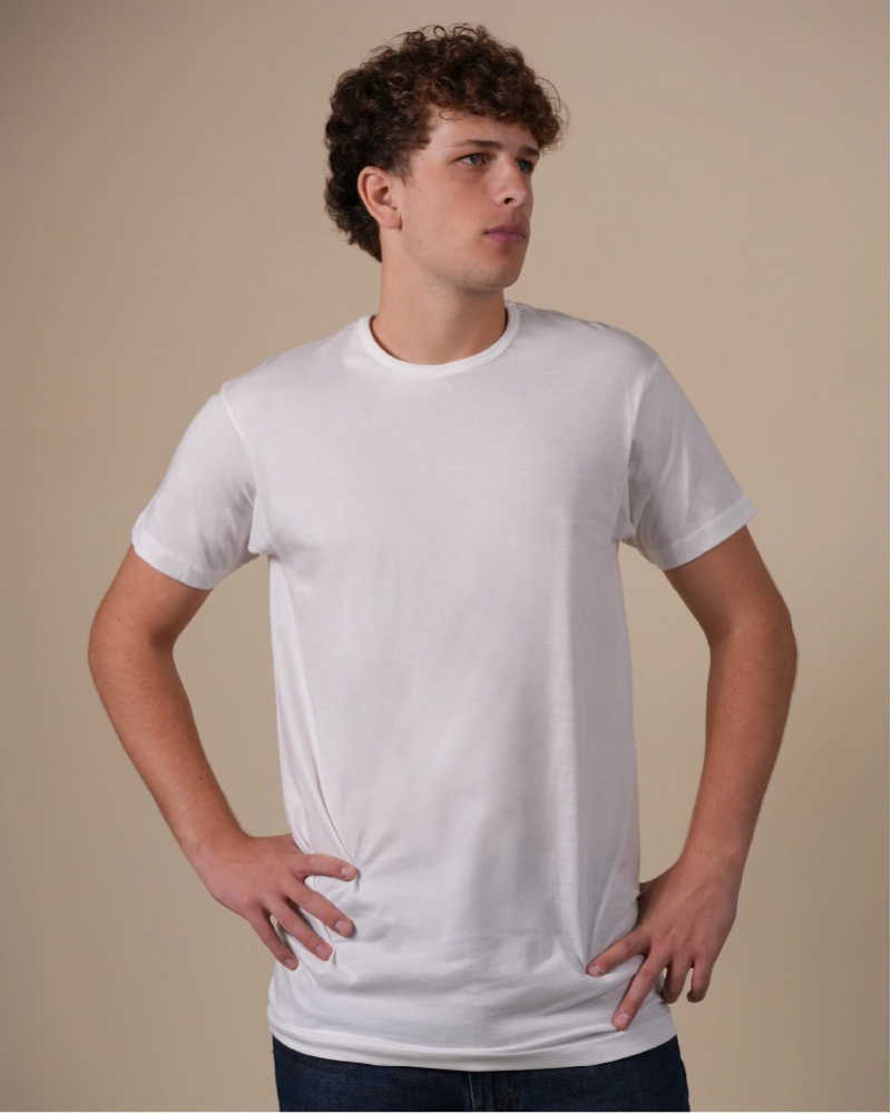 Alan Red Derby Long men's white crew-neck T-shirt